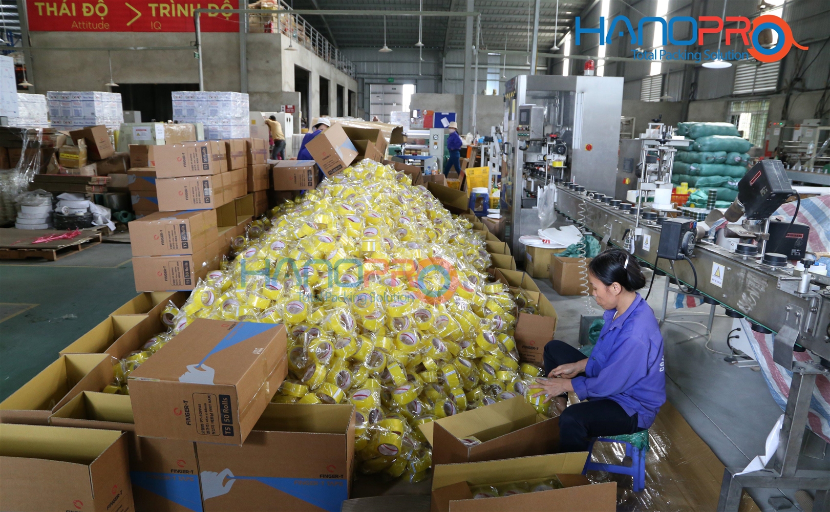 Chuyên nhận gia công các loại băng dính theo yêu cầu của khách hàng